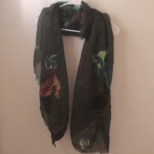 humming bird scarf